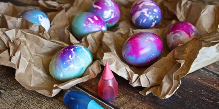 700x350 No Dye Watercolor Easter Eggs