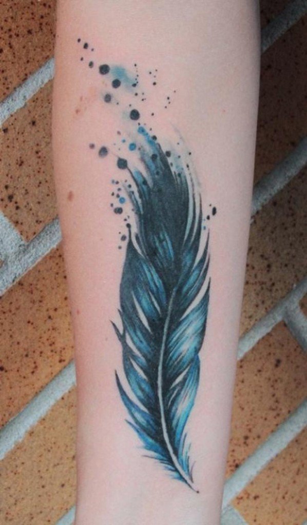 598x1024 50 Beautiful Feather Tattoo Designs Art And Design