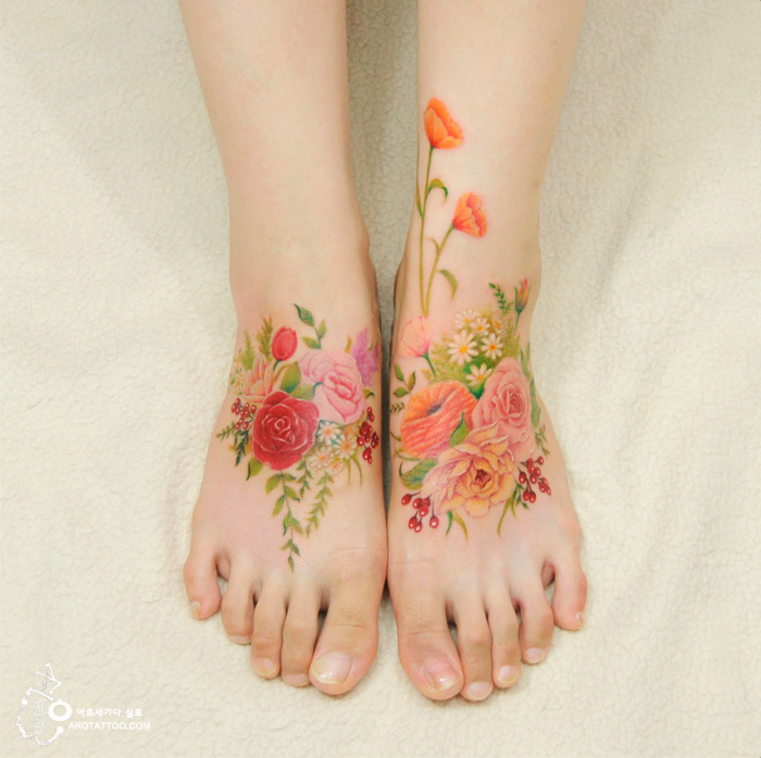 700x697 Flower Tattoos Mimic Watercolor Paintings On Skin Bored Panda