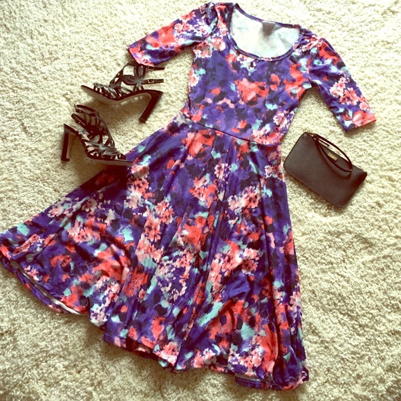 580x580 Lularoe Dresses Sale Floral Watercolor Printed Nicole Poshmark