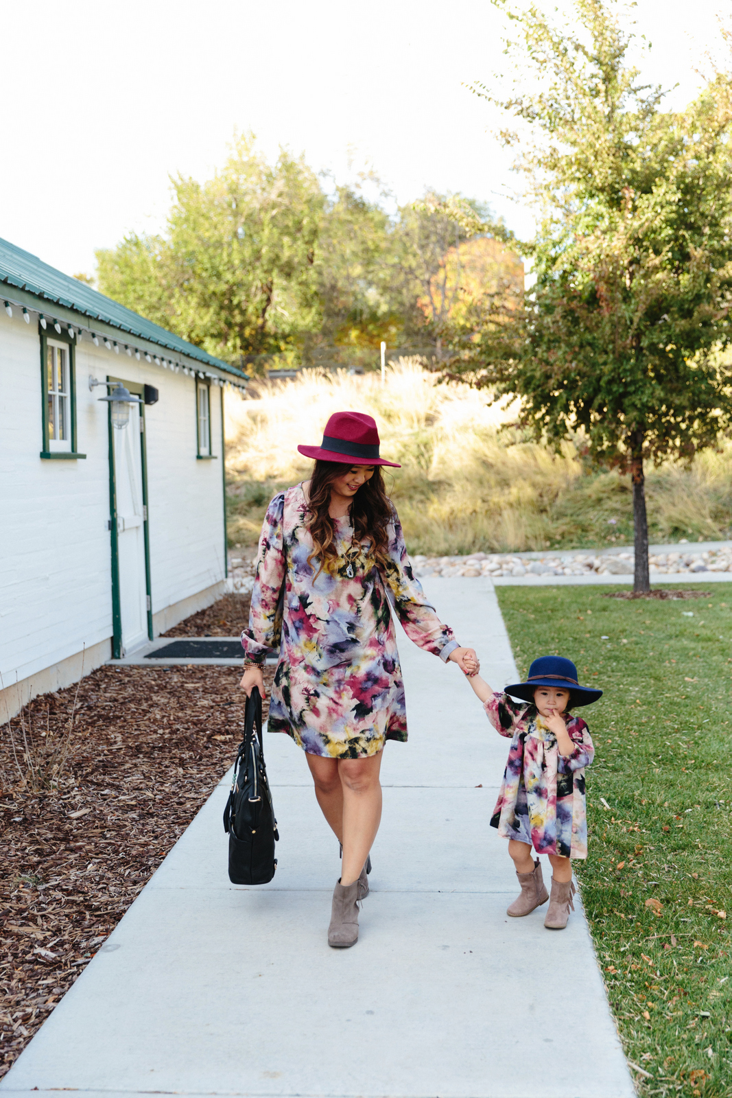 1067x1600 Mommy And Me Outfits Watercolor Dresses Sandy A La Mode