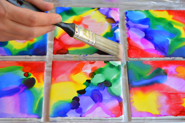 750x500 Sharpie Dyed Tile Coasters Using Rubbing Alcohol
