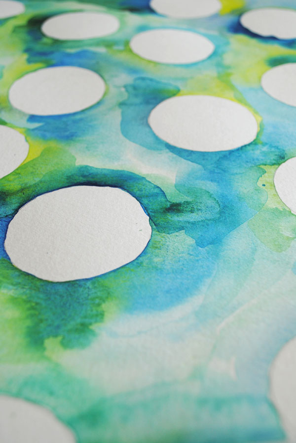 600x896 Simple Water Color Absract Negative Circles