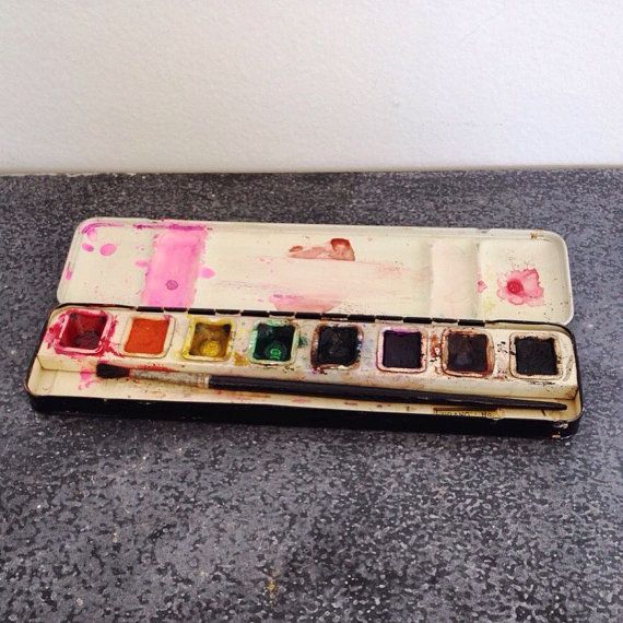 570x570 Vintage Watercolor Tin