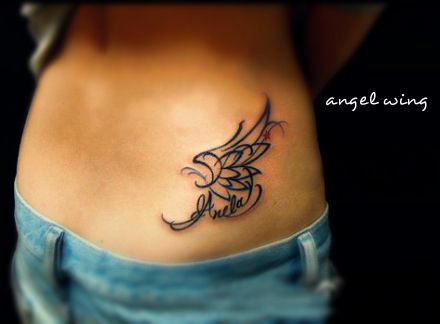 440x324 35 Angel Wings Tattoos