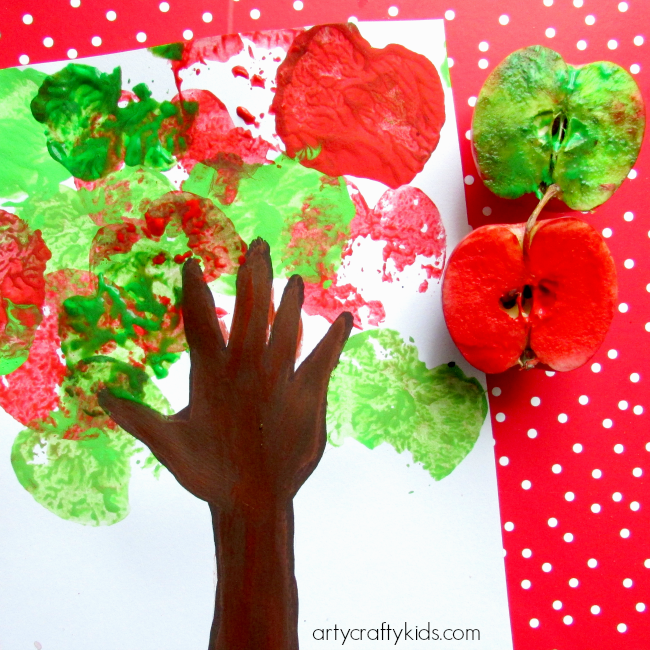 650x650 Handprint Apple Tree