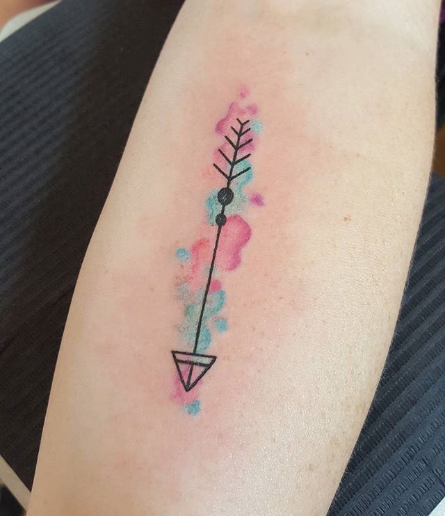 640x743 Cute Watercolor Arrow Tattoo