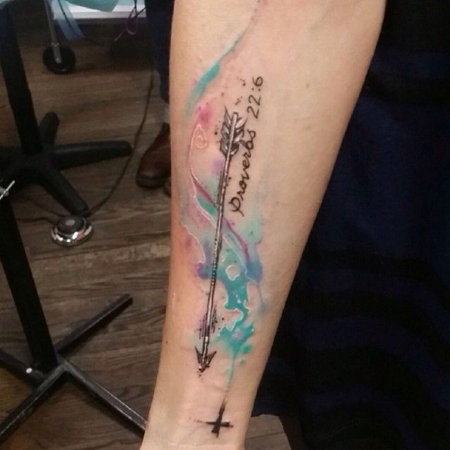 640x640 Watercolor Memorial Arrow Tattoo On Forearm