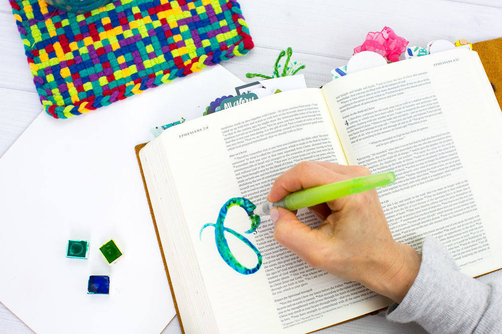 1000x667 Illustrated Faith Feature