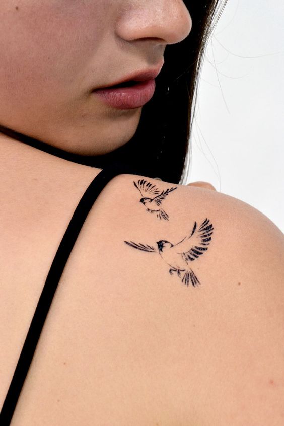 564x846 27 Gorgeous Bird Tattoos For Free People