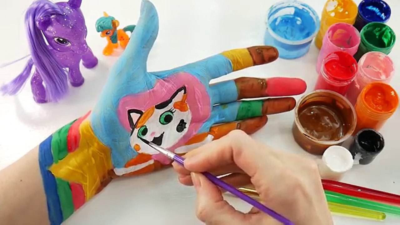 1280x720 Learn Colors For Children Body Paint With Disney Hand Color