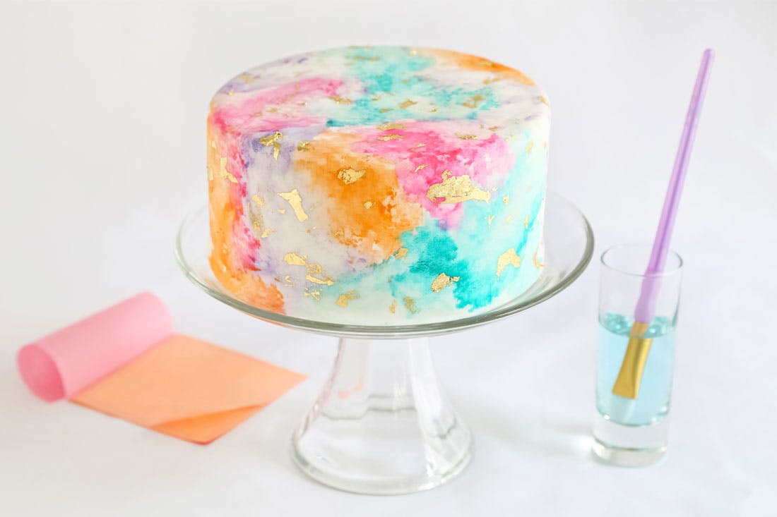 1100x733 How To Make A Gilded Watercolor Cake That Will Majorly Impress