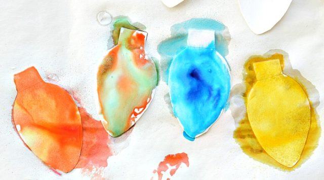 640x357 Fizzing Christmas Lights Art Project For Kids Fun Littles