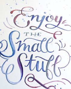 236x293 Tornac Font Free Download