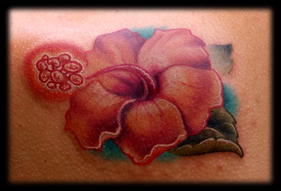 575x390 Watercolor Hibiscus Tattoo On Leg