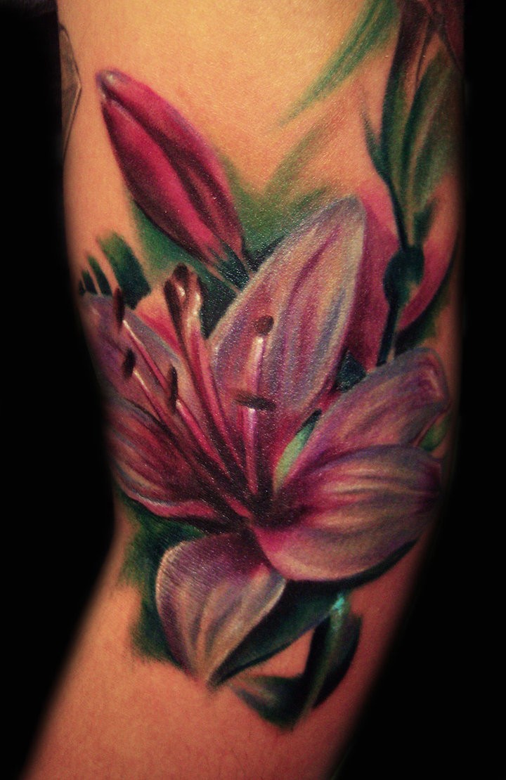 720x1110 Amazing Watercolor Lily Tattoo