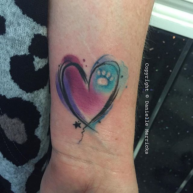 640x640 Watercolor Paw Print Heart Tattoo