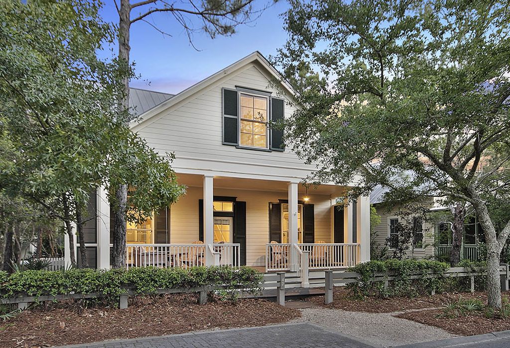 1024x700 Beautiful Home In Watercolor! Close To Shopping, Activities, And