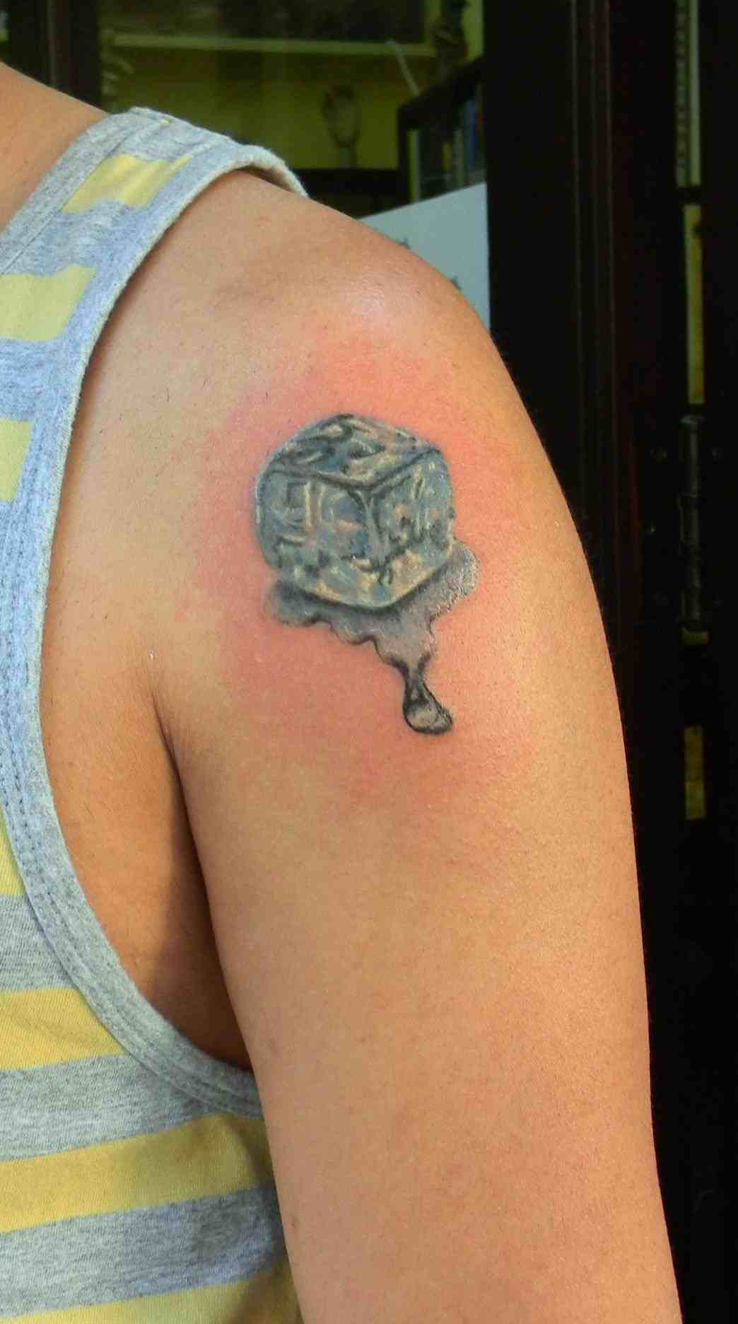 1044x1872 Old Origami Sparrow Tattoo School Traditional Swallow With Flower