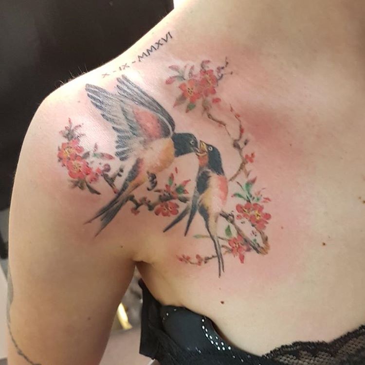 750x750 55 How To Find Appropriate Swallow Tattoo Ideas