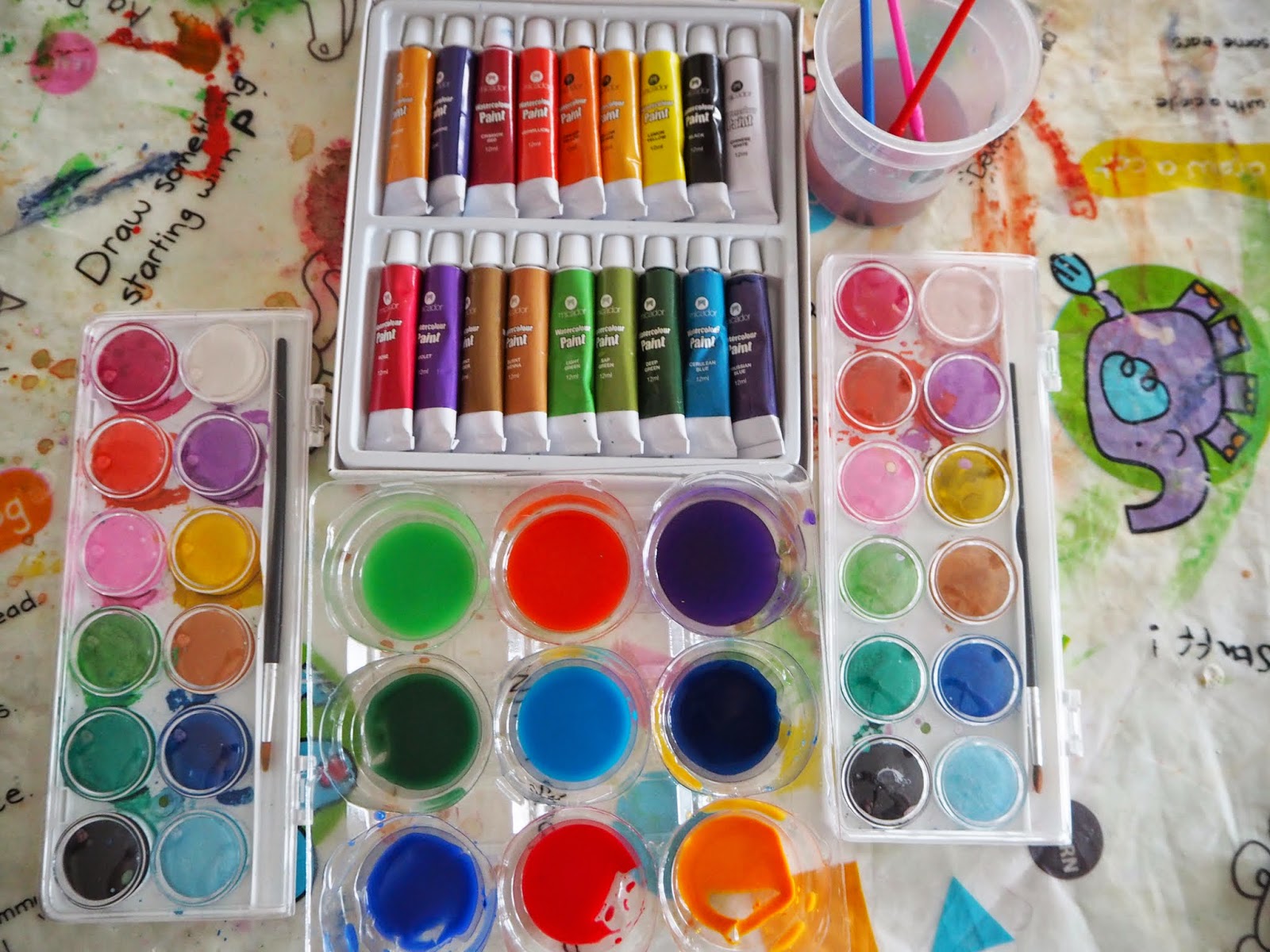 1600x1200 Learn With Play