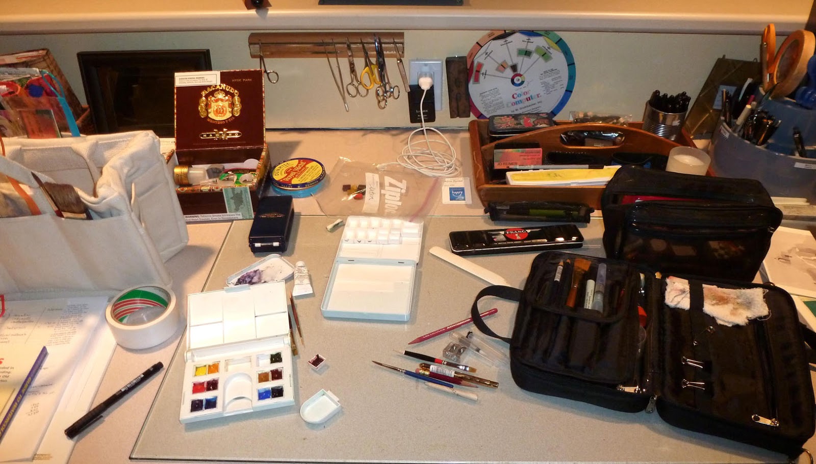 1600x911 Jo Reimer Studio Table And Watercolor Paint Choices