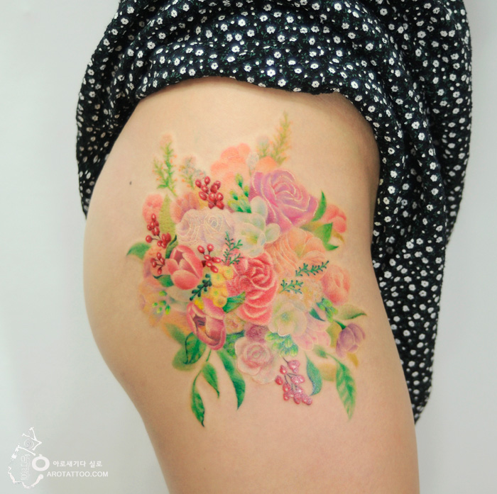 700x697 Flower Tattoos Mimic Watercolor Paintings On Skin Bored Panda
