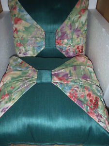 225x300 Set Of 2 Croscill Decorative Throw Pillows Green Watercolor Floral