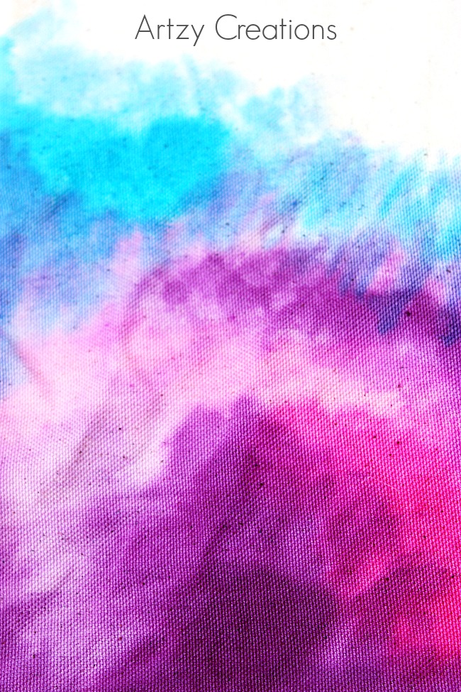 650x975 Easy Watercolor Technique Pillows With Tie Dye