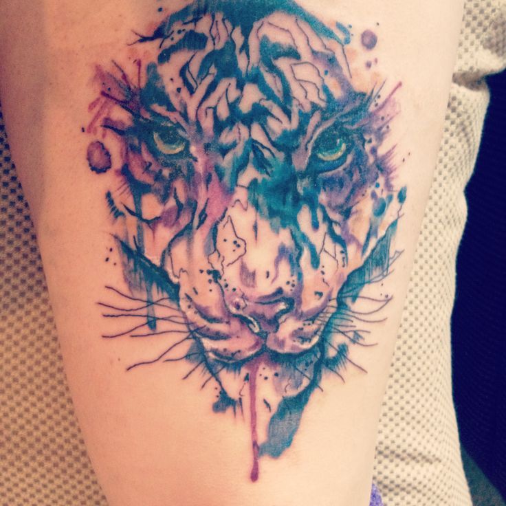 736x736 Watercolor Tiger Tattoo On Thigh