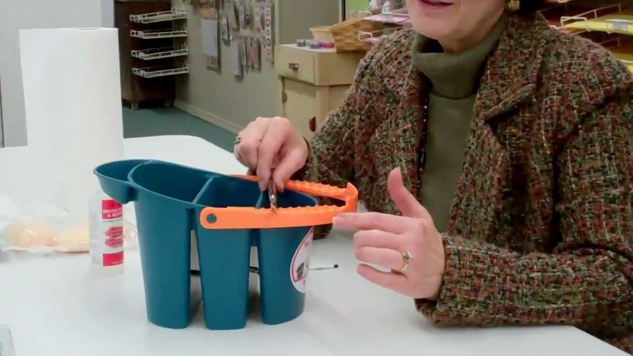 1280x720 Mijello Water Bucket