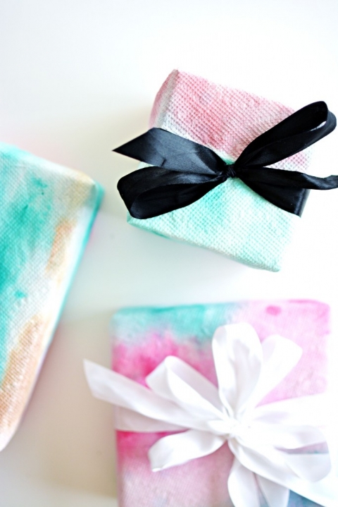 480x719 Diy Paper Towel Watercolor Wrapping Paper Little Inspiration