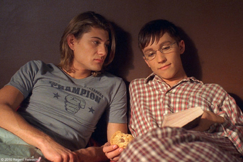 975x650 Watercolors (2010) Movie Photos And Stills