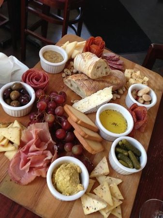 337x450 Grande Cru Cheese Board...mmmm!