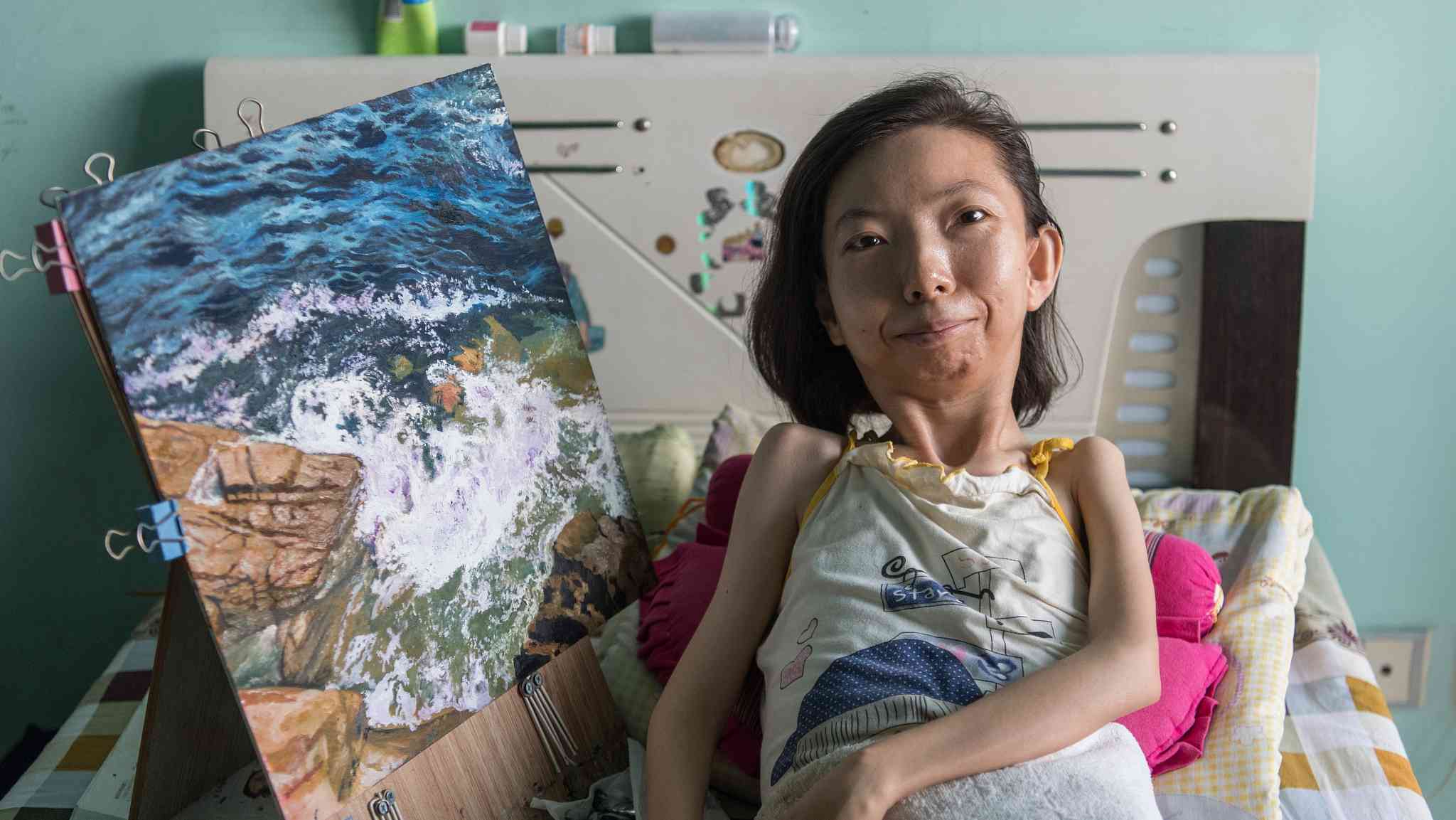 2048x1153 Paralyzed Woman Creates Stunning Watercolor Paintings From Her Bed